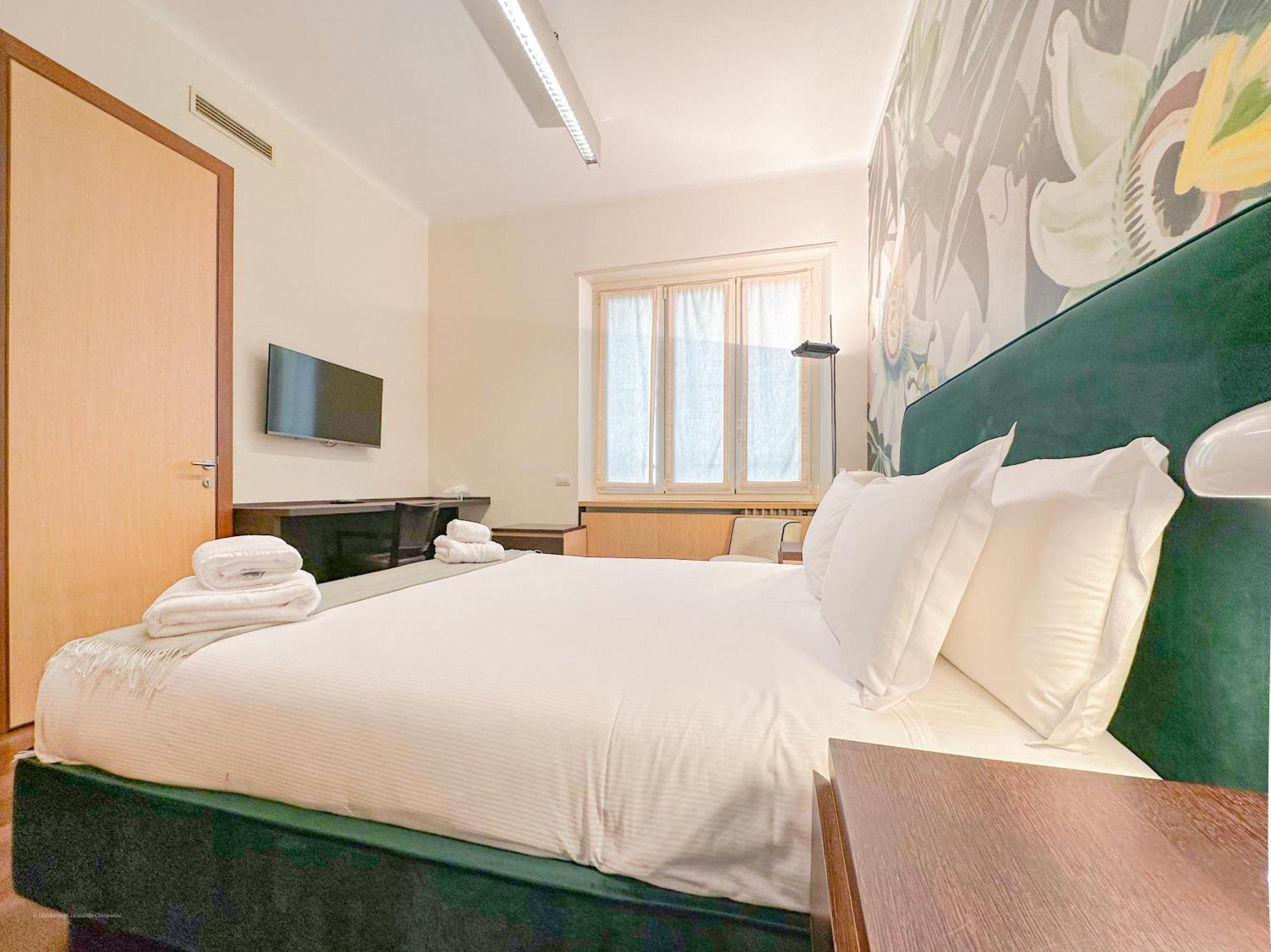 Fontana Suites - 15 Min Dal Duomo Mailand Zimmer foto